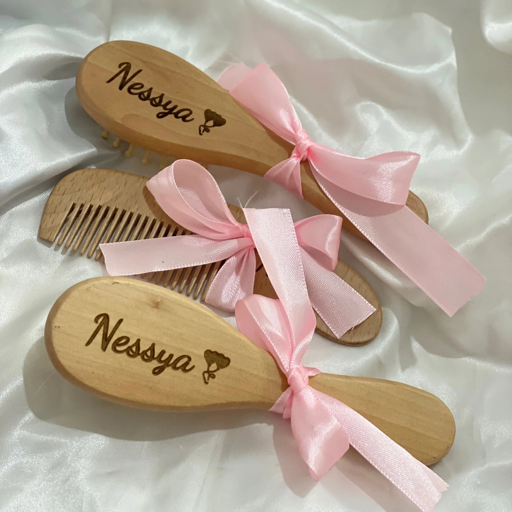 CS™ Baby Engraved wooden hairbrush