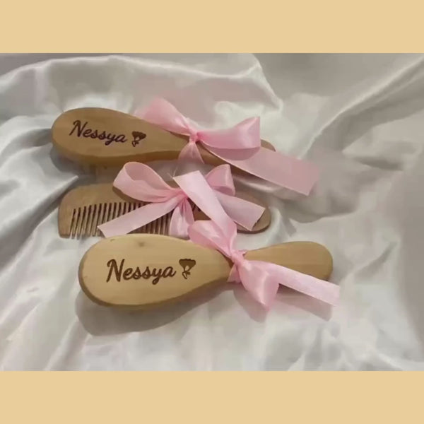 CS™ Baby Engraved wooden hairbrush